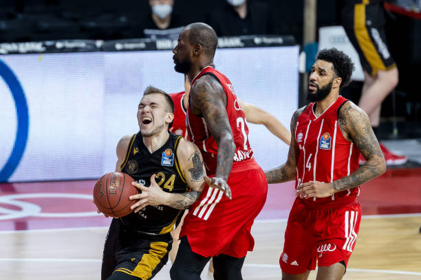 风险感便越 风险感便越