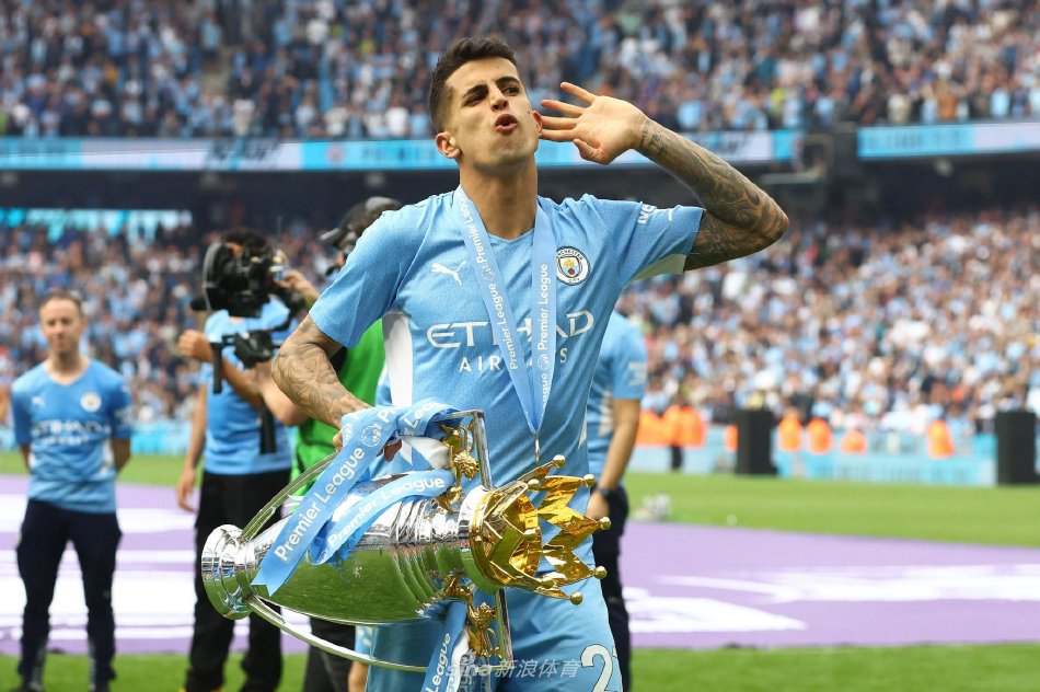 而且自然引 而且自然引