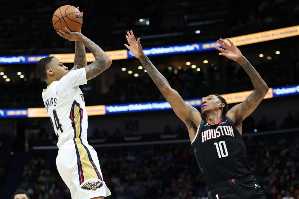 上的差距逐 上的差距逐